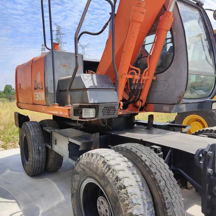 Excavator Used Japan Original Brand  Hitachi Zx 130w Wheel Excavator  Hitachi Zx120 130  200 Excavator for Sale [ Copy ]: picture 6