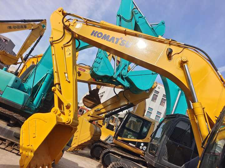 Used Koamtsu Pc200 Excavator for Sale Original Japan Brand Koamstu Pc200-7 200-8 Pc220-8 Excavator for Sale - Excavator: picture 5 Used Koamtsu Pc200 Excavator for Sale Original Japan Brand Koamstu Pc200-7 200-8 Pc220-8 Excavator for Sale - Excavator: picture 5