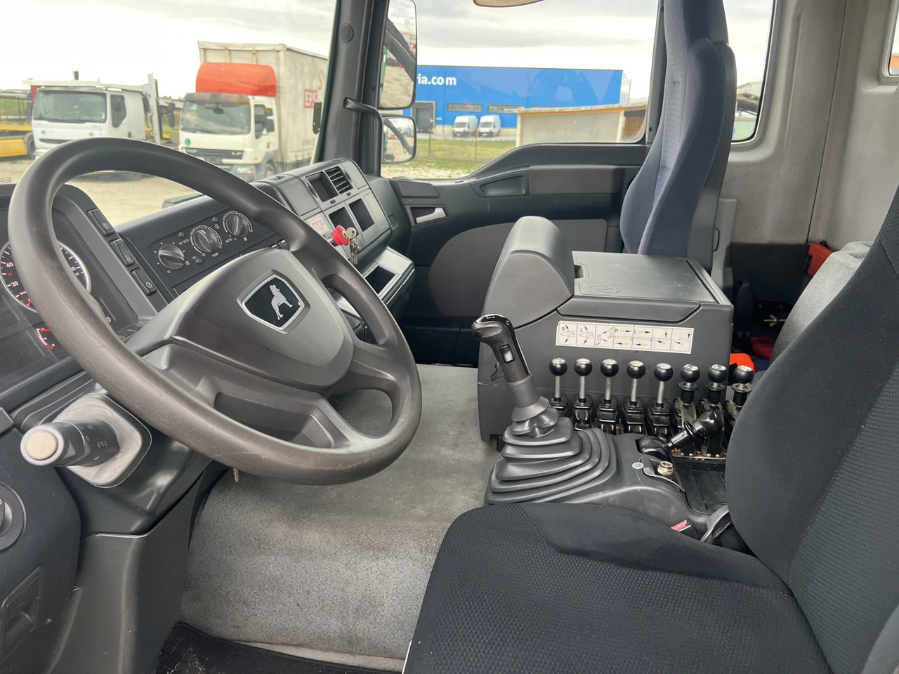 Skip loader truck, Crane truck Man Tga 6х4, Кран-Z, Мултилифт: picture 14 Skip loader truck, Crane truck Man Tga 6х4, Кран-Z, Мултилифт: picture 14