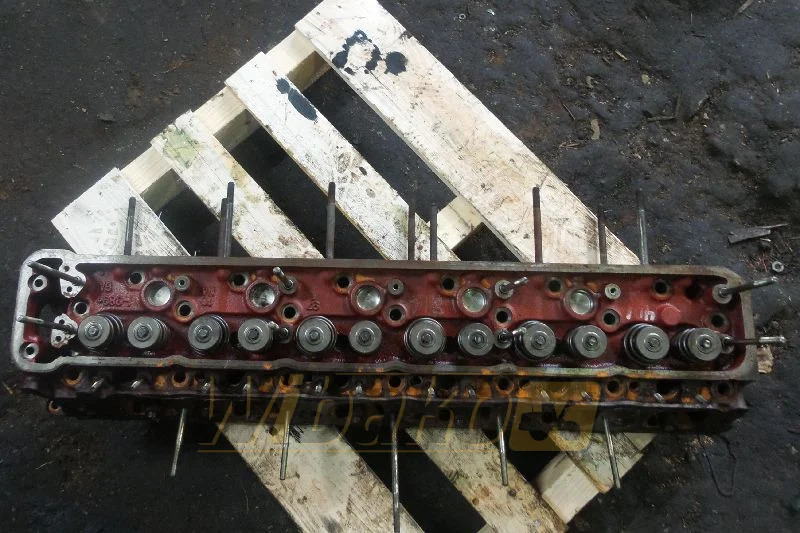 Isuzu A-6BG1TQB 1-389GA - Cylinder head for Construction machinery: picture 1 Isuzu A-6BG1TQB 1-389GA - Cylinder head for Construction machinery: picture 1