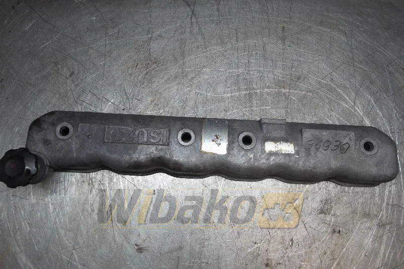 Isuzu A-6BG1TQB - Cylinder head for Construction machinery: picture 1 Isuzu A-6BG1TQB - Cylinder head for Construction machinery: picture 1
