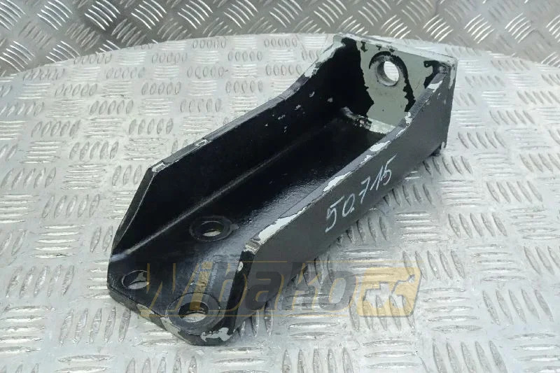 Perkins 1104/1106 3825T024 - Engine mount for Construction machinery: picture 1 Perkins 1104/1106 3825T024 - Engine mount for Construction machinery: picture 1