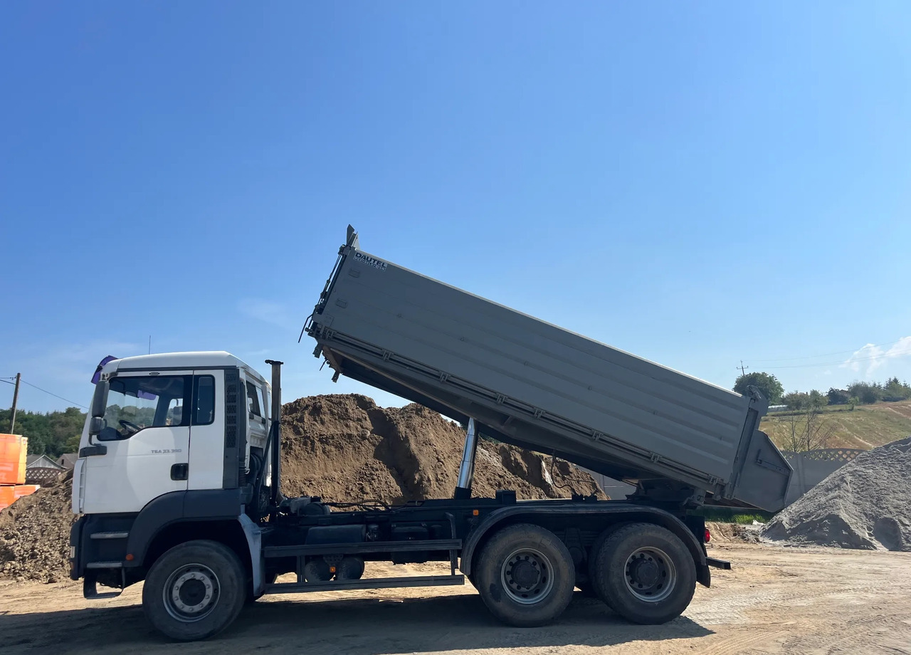 MAN TGA 33.390 - Tipper: picture 1 MAN TGA 33.390 - Tipper: picture 1