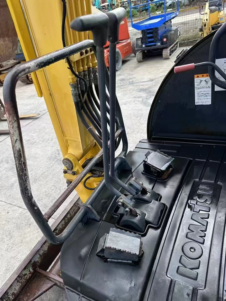 Leasing of KOMATSU 2-ton KOMATSU 2-ton: picture 6