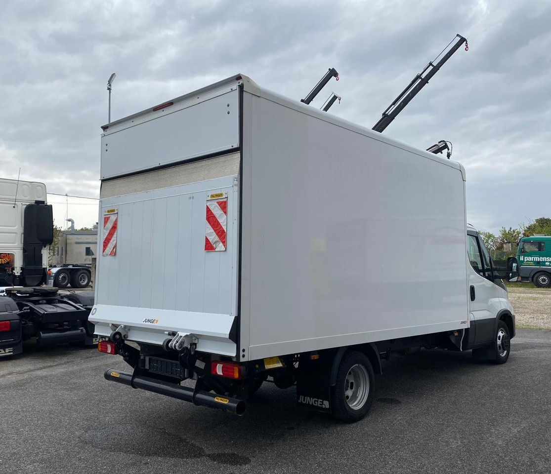 IVECO DAILY 35C16 - Box van: picture 3 IVECO DAILY 35C16 - Box van: picture 3