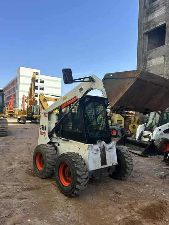 100%Ready Bobcat S300 Well Sold Most Famous Brand High Quality Bobcat S300 Skid Steer Loader for Sale - Skid steer loader: picture 4 100%Ready Bobcat S300 Well Sold Most Famous Brand High Quality Bobcat S300 Skid Steer Loader for Sale - Skid steer loader: picture 4