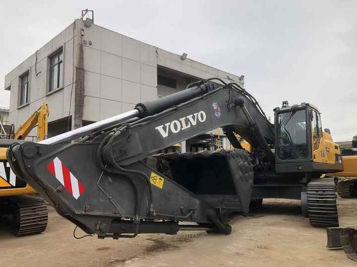 Good Condition VOLVO EC480DL Excavator Low Price Large Hydraulic Crawler Excavator volvo 480dl for Sale - Crawler excavator: picture 3 Good Condition VOLVO EC480DL Excavator Low Price Large Hydraulic Crawler Excavator volvo 480dl for Sale - Crawler excavator: picture 3