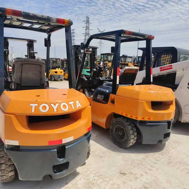 Forklift Secod Hand Japanese Brand Toyota 30 Forklift  Mini  3 Ton Forklift with Good Performance and Less Working Time for Sale [ Copy ]: picture 6