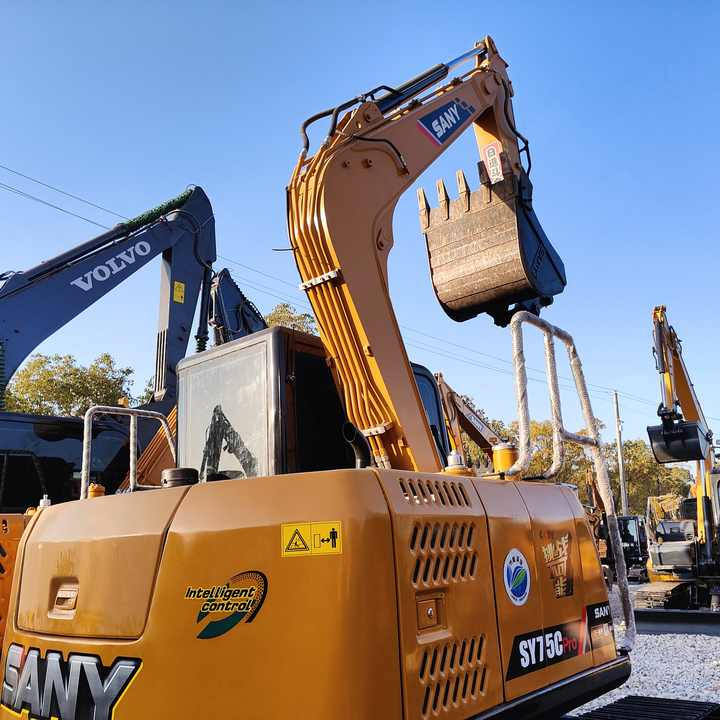 Second Hand Chinese Brand Sany 75 Excavator Hot Sale - Crawler excavator: picture 2 Second Hand Chinese Brand Sany 75 Excavator Hot Sale - Crawler excavator: picture 2