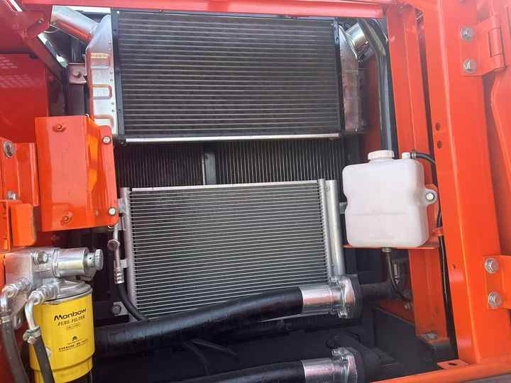 Crawler excavator Second  Hand  Doosan Dx225 Excavator  20tons Middle Machine for Sale  Excellent Condition  Doosan Dx225 300 Hot Sale Machine [ Copy ]: picture 6