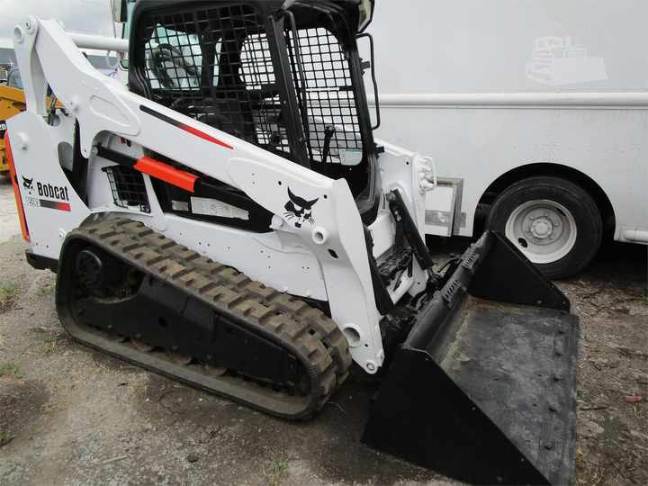 Used Bobcat T590 Used Skid Steer Loader Used Bobcat Skid Steer Loader T590 with Good Condition for Sale - Skid steer loader: picture 2 Used Bobcat T590 Used Skid Steer Loader Used Bobcat Skid Steer Loader T590 with Good Condition for Sale - Skid steer loader: picture 2