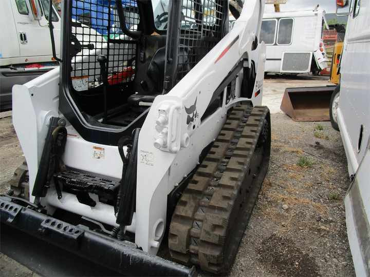 Used Bobcat T590 Used Skid Steer Loader Used Bobcat Skid Steer Loader T590 with Good Condition for Sale - Skid steer loader: picture 5 Used Bobcat T590 Used Skid Steer Loader Used Bobcat Skid Steer Loader T590 with Good Condition for Sale - Skid steer loader: picture 5