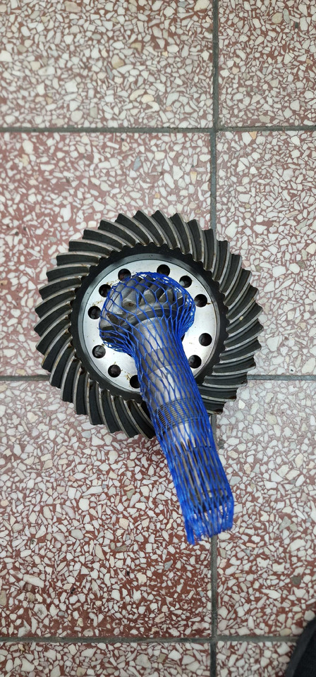 Atak kół wałek koło Deutz Fahr Same Lamborghini 0.900.0085.4 14x37 - Spare parts for Agricultural machinery: picture 1 Atak kół wałek koło Deutz Fahr Same Lamborghini 0.900.0085.4 14x37 - Spare parts for Agricultural machinery: picture 1