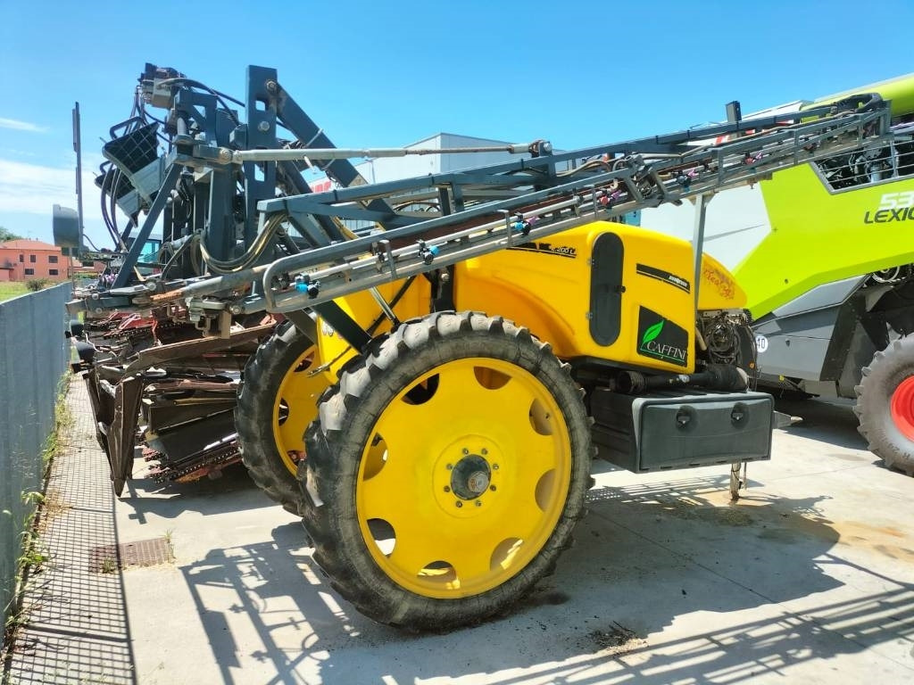 Caffini PRESTIGE GD 3300 - Trailed sprayer: picture 2 Caffini PRESTIGE GD 3300 - Trailed sprayer: picture 2
