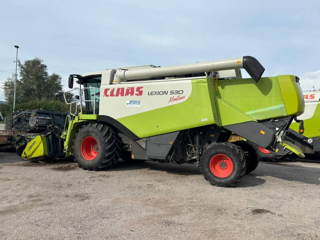 Claas Lexion 530 Montana  - Combine harvester: picture 1 Claas Lexion 530 Montana  - Combine harvester: picture 1