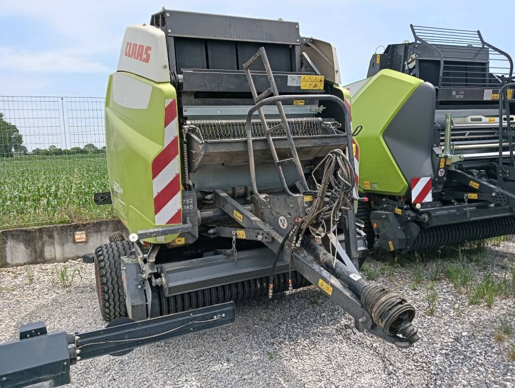 Claas Variant 480 RF - Round baler: picture 1 Claas Variant 480 RF - Round baler: picture 1