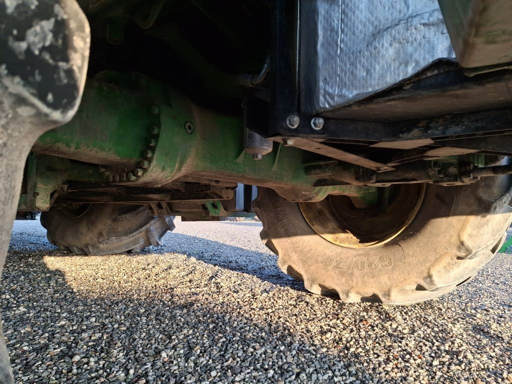 John Deere 8700 - Forage harvester: picture 3 John Deere 8700 - Forage harvester: picture 3