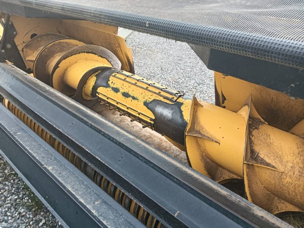 New Holland PICK UP 3 MT - Hay and forage equipment: picture 2 New Holland PICK UP 3 MT - Hay and forage equipment: picture 2