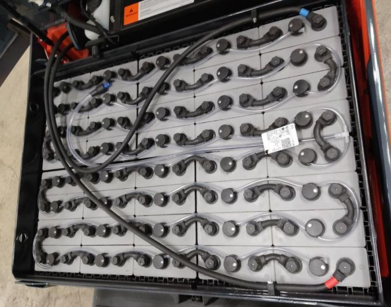 Toyota - Electric forklift: picture 4 Toyota - Electric forklift: picture 4