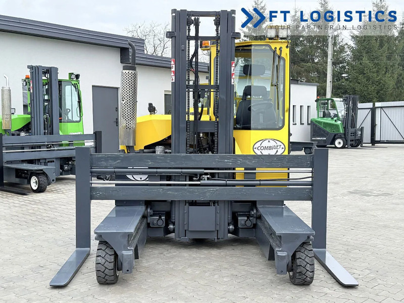 Combilift C3000 / GAS / DUPLEX 4100 MM / WIDE FORK POSITIONER / IMMACULATE CONDITION / A wide range of four-way and side-loader forklifts, - 4-way reach truck: picture 2 Combilift C3000 / GAS / DUPLEX 4100 MM / WIDE FORK POSITIONER / IMMACULATE CONDITION / A wide range of four-way and side-loader forklifts, - 4-way reach truck: picture 2