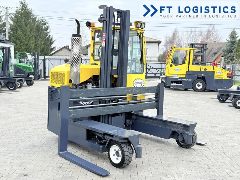 Combilift C3000 / GAS / DUPLEX 4100 MM / WIDE FORK POSITIONER / IMMACULATE CONDITION / A wide range of four-way and side-loader forklifts, - 4-way reach truck: picture 3 Combilift C3000 / GAS / DUPLEX 4100 MM / WIDE FORK POSITIONER / IMMACULATE CONDITION / A wide range of four-way and side-loader forklifts, - 4-way reach truck: picture 3