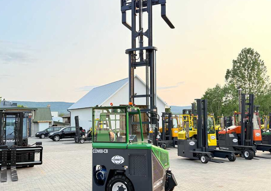 4-way reach truck Combilift C4000CB / TRIPLEX - 5200MM / LPG / FREE LIFT / FORK POSITIONER / FORK SIDESHIFT / HEIGHT 2450MM / LIKE NEW: picture 35