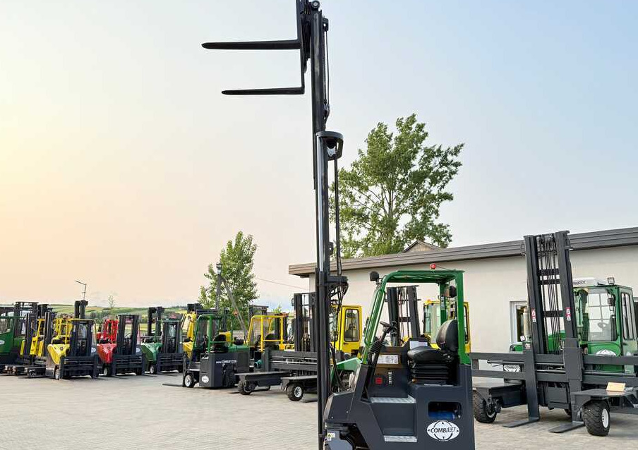 4-way reach truck Combilift C4000CB / TRIPLEX - 5200MM / LPG / FREE LIFT / FORK POSITIONER / FORK SIDESHIFT / HEIGHT 2450MM / LIKE NEW: picture 30