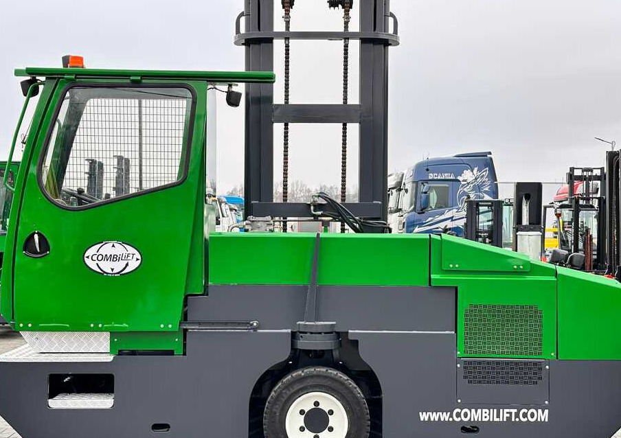Combilift C5000SL / DIESEL / 4500MM / DUPLEX / CABIN / PLATFORMS / LIKE NEW - Side loader: picture 4 Combilift C5000SL / DIESEL / 4500MM / DUPLEX / CABIN / PLATFORMS / LIKE NEW - Side loader: picture 4