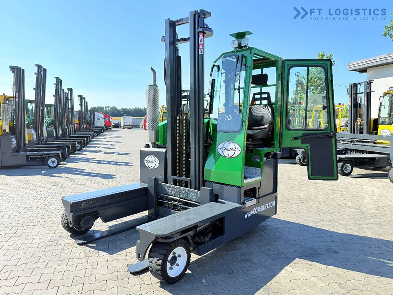 Combilift COMBILIFT C3000 – DUPLEX 4100mm – Year 2013 – 4041 hours – DIESEL – FREE LIFT – FORK POSITIONER – SIDE SHIFT – 1150mm FORKS – CO - 4-way reach truck: picture 5 Combilift COMBILIFT C3000 – DUPLEX 4100mm – Year 2013 – 4041 hours – DIESEL – FREE LIFT – FORK POSITIONER – SIDE SHIFT – 1150mm FORKS – CO - 4-way reach truck: picture 5
