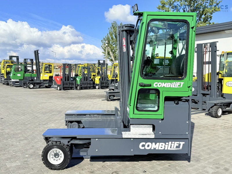 4-way reach truck Combilift FOUR-WAY / MULTI-DIRECTIONAL FORKLIFT C4500 / DIESEL / TRIPLEX 4900MM / ONLY 4160 WORKING HOURS / FORK POSITIONER / FULL CABIN W: picture 10 4-way reach truck Combilift FOUR-WAY / MULTI-DIRECTIONAL FORKLIFT C4500 / DIESEL / TRIPLEX 4900MM / ONLY 4160 WORKING HOURS / FORK POSITIONER / FULL CABIN W: picture 10