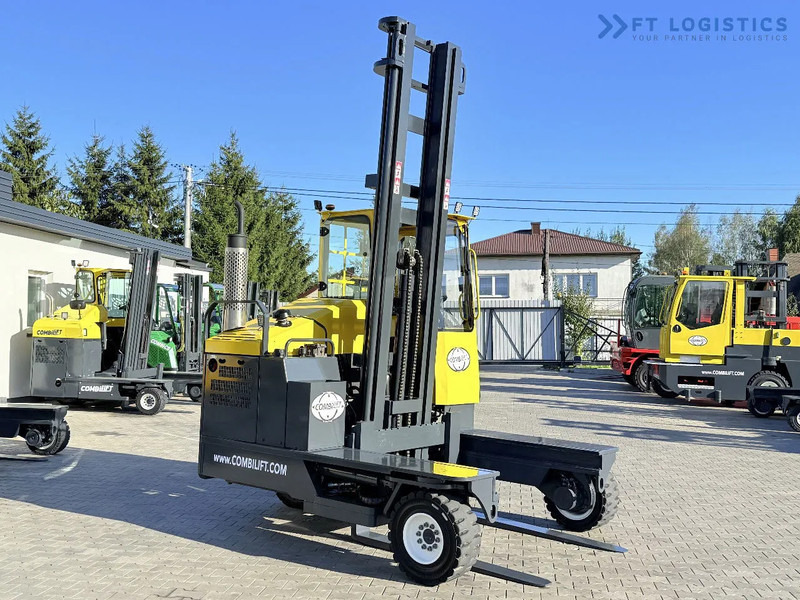 Combilift FOUR-WAY MULTIDIRECTIONAL FORKLIFT C5000 / GAS / TRIPLEX 6000MM / ONLY 4263 HOURS / FORK POSITIONER / EXCELLENT CONDITION / Wide - 4-way reach truck: picture 5 Combilift FOUR-WAY MULTIDIRECTIONAL FORKLIFT C5000 / GAS / TRIPLEX 6000MM / ONLY 4263 HOURS / FORK POSITIONER / EXCELLENT CONDITION / Wide - 4-way reach truck: picture 5