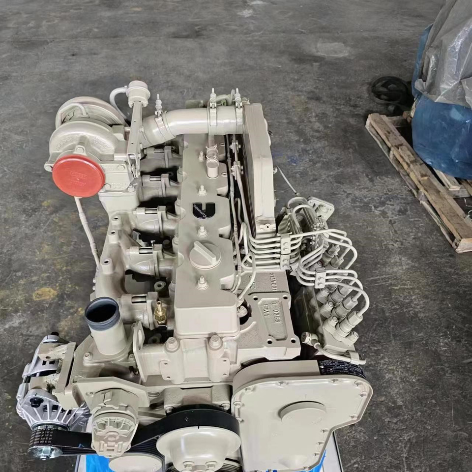 CUMMINS 6CTA8.3 - Engine for Excavator: picture 2 CUMMINS 6CTA8.3 - Engine for Excavator: picture 2