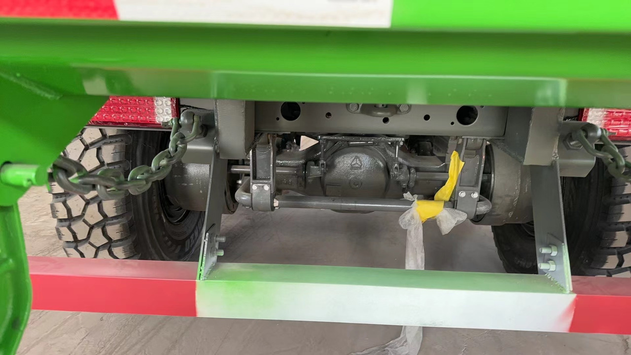 HOWO 6*6  dump truck - Tipper: picture 4 HOWO 6*6  dump truck - Tipper: picture 4