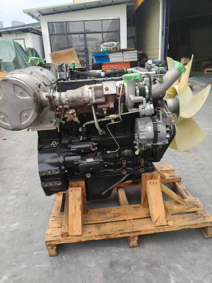 MITSUBISHI D04EG - Engine for Excavator: picture 1 MITSUBISHI D04EG - Engine for Excavator: picture 1