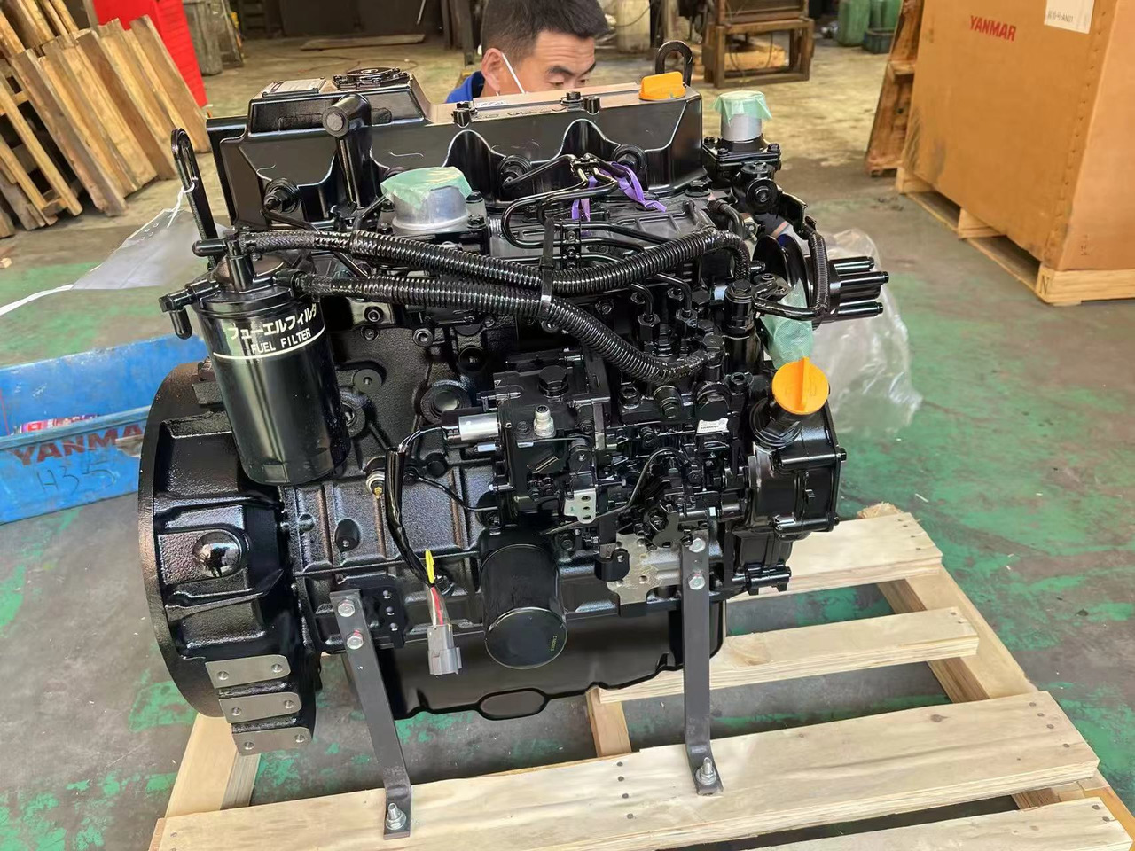 YANMAR 4TNV94L - Engine for Excavator: picture 2 YANMAR 4TNV94L - Engine for Excavator: picture 2