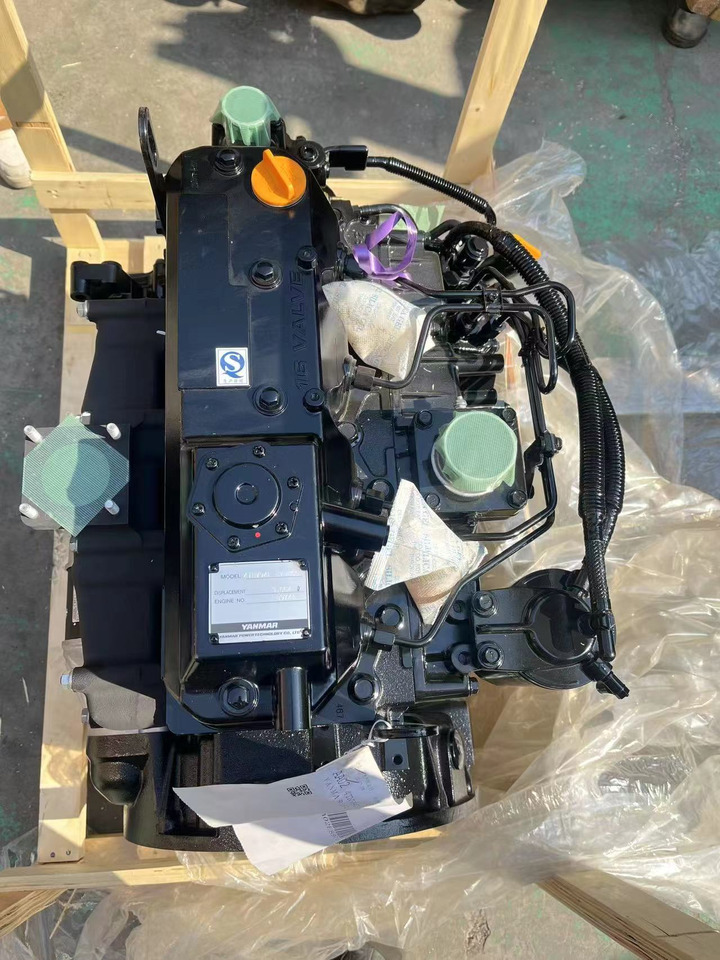 YANMAR 4TNV94L - Engine for Excavator: picture 3 YANMAR 4TNV94L - Engine for Excavator: picture 3