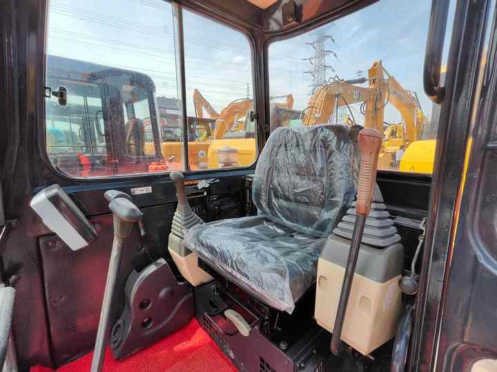 90% New Mini Excavator Doosan DH55, 5-Ton Mini Used High Quality - Mini excavator: picture 2 90% New Mini Excavator Doosan DH55, 5-Ton Mini Used High Quality - Mini excavator: picture 2