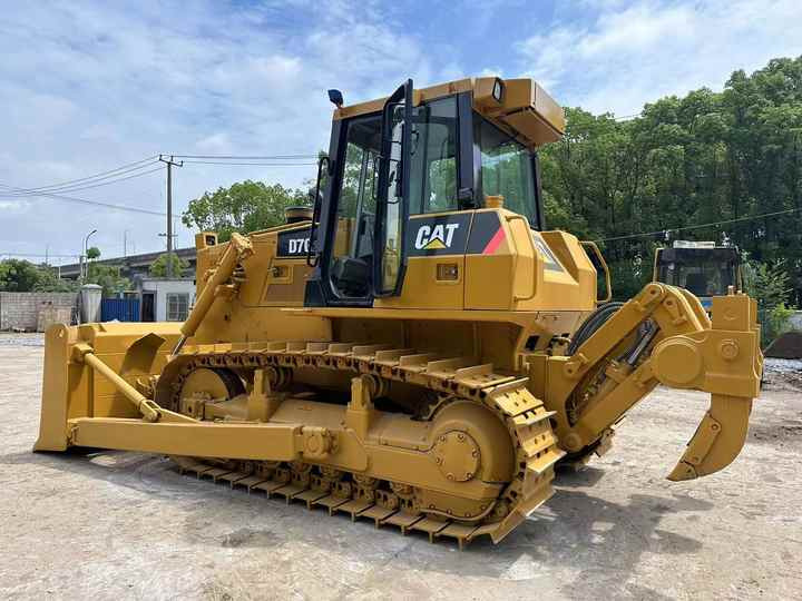 CAT D7G Bulldozer/Used CAT D7G D7H D8R Bulldozer with Ripper,construction Equipment Bulldozer - Bulldozer: picture 4 CAT D7G Bulldozer/Used CAT D7G D7H D8R Bulldozer with Ripper,construction Equipment Bulldozer - Bulldozer: picture 4