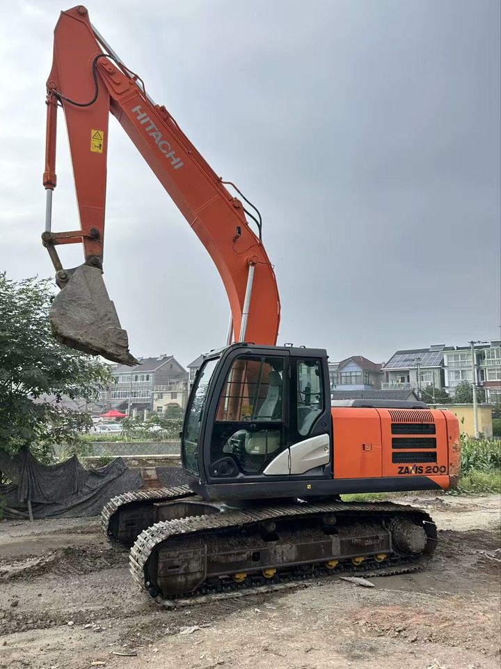 CRAWLER EXCAVATOR Original Japan Hitachi ZX200-5 Excavator Hitachi Excavator in Low Price for Hot Sale - Construction machinery: picture 1 CRAWLER EXCAVATOR Original Japan Hitachi ZX200-5 Excavator Hitachi Excavator in Low Price for Hot Sale - Construction machinery: picture 1