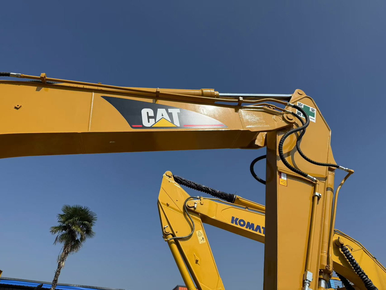 EXCAVATOR Used Caterpillar Excavator 320C Secondhand Cat320C 320CL Crawler Excavator for Sale - Excavator: picture 4 EXCAVATOR Used Caterpillar Excavator 320C Secondhand Cat320C 320CL Crawler Excavator for Sale - Excavator: picture 4