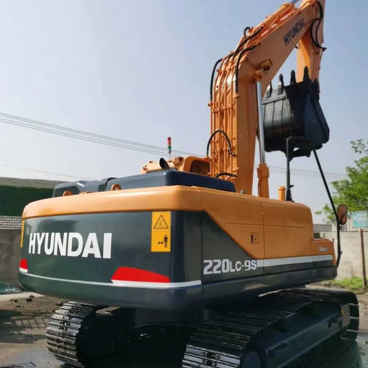 Hyundai Digger 220lc-9s Second Hand Korea Made High Performance Machine Hyundai Excavator for Sale - Crawler excavator: picture 5 Hyundai Digger 220lc-9s Second Hand Korea Made High Performance Machine Hyundai Excavator for Sale - Crawler excavator: picture 5