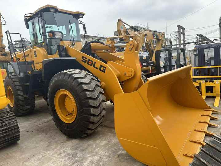 SDLG Wheel Loader 985L Second -hand Wheel Loader Electric Valve Water Pump Engine diesel Pump Valve in China - Wheel loader: picture 3 SDLG Wheel Loader 985L Second -hand Wheel Loader Electric Valve Water Pump Engine diesel Pump Valve in China - Wheel loader: picture 3