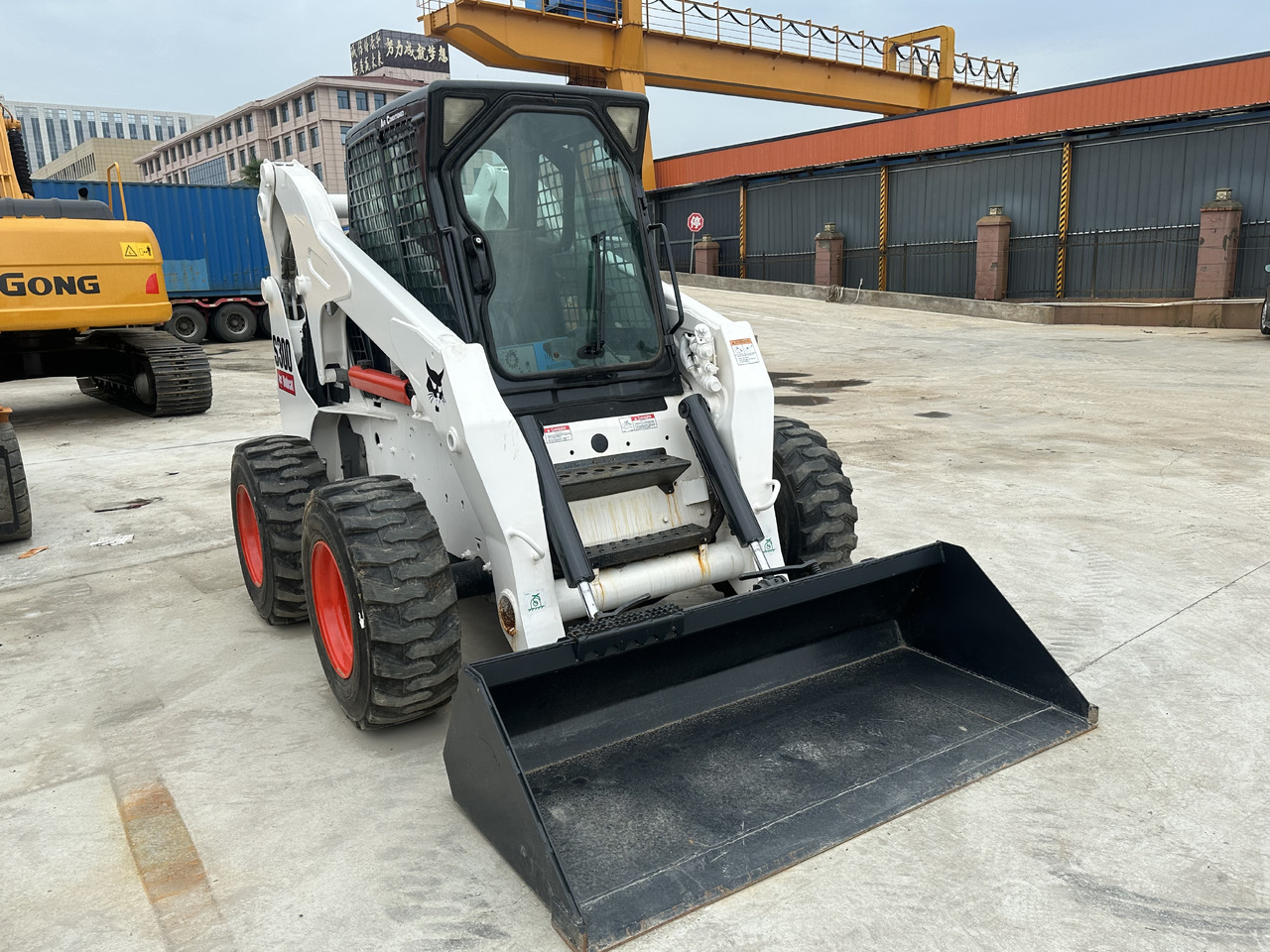 Second hand Hot sale skid-steers Bobcat S300 - Skid steer loader: picture 3 Second hand Hot sale skid-steers Bobcat S300 - Skid steer loader: picture 3