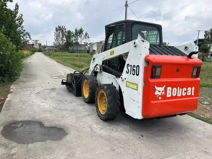 Skid steer loader USED BOBCAT S160 Skid-steer Loader with Very Good Performance Is for Sale at a Low Price. [ Copy ]: picture 6