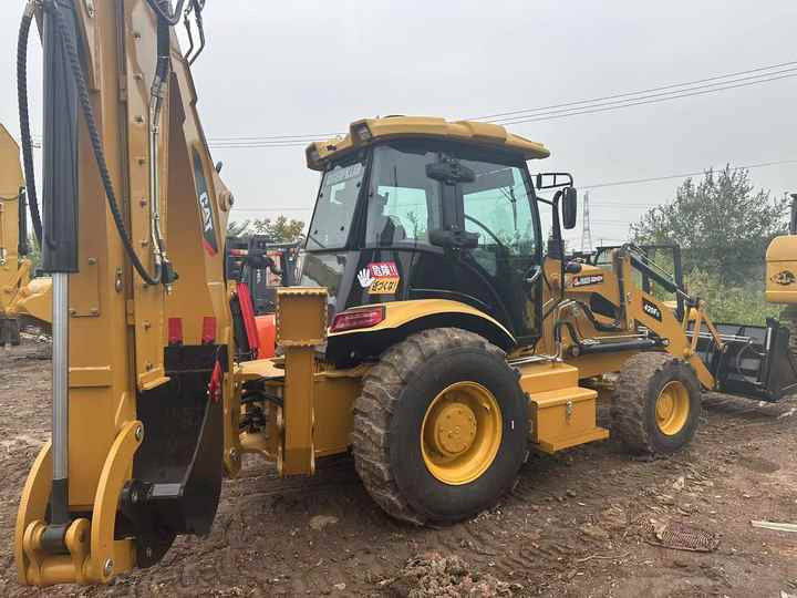 Used Caterpillar CAT 450F Retro Excavator CAT420F Cheap Price for Sale - Excavator: picture 2 Used Caterpillar CAT 450F Retro Excavator CAT420F Cheap Price for Sale - Excavator: picture 2