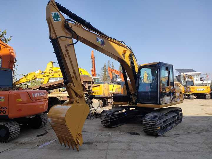 Used Caterpillar Cat312D2GC Excavator Original Japan Heavy Machinery Caterpillar for Sale - Crawler excavator: picture 3 Used Caterpillar Cat312D2GC Excavator Original Japan Heavy Machinery Caterpillar for Sale - Crawler excavator: picture 3