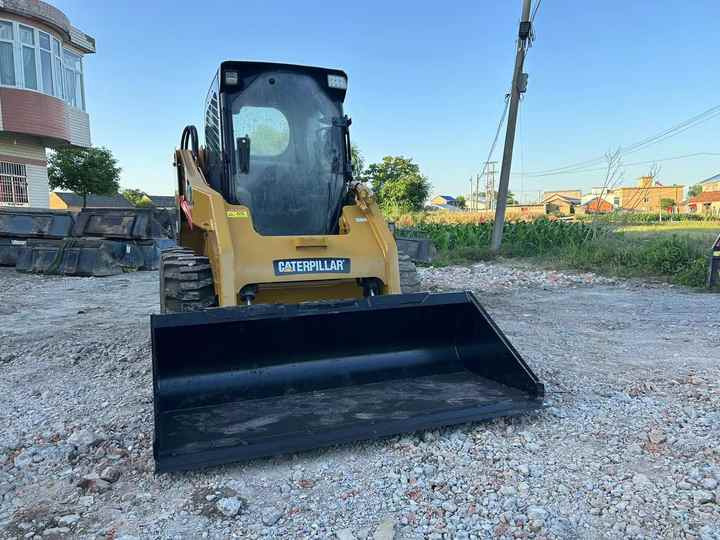 Used Original Caterpillar 246c Skid Steer Loader for Sale Used Cat226b 246c 246d Skid Steer Loader - Skid steer loader: picture 3 Used Original Caterpillar 246c Skid Steer Loader for Sale Used Cat226b 246c 246d Skid Steer Loader - Skid steer loader: picture 3