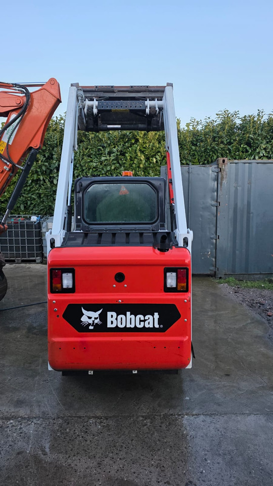 BOBCAT S100 - Skid steer loader: picture 4 BOBCAT S100 - Skid steer loader: picture 4