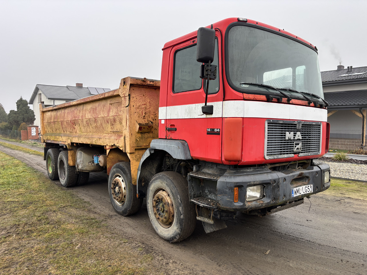 MAN F2000 35.364 - Tipper: picture 3 MAN F2000 35.364 - Tipper: picture 3