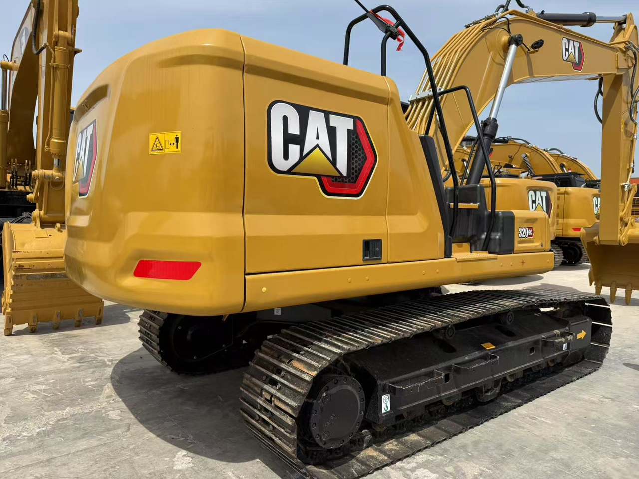 CATERPILLAR 320GC - Crawler excavator: picture 2 CATERPILLAR 320GC - Crawler excavator: picture 2